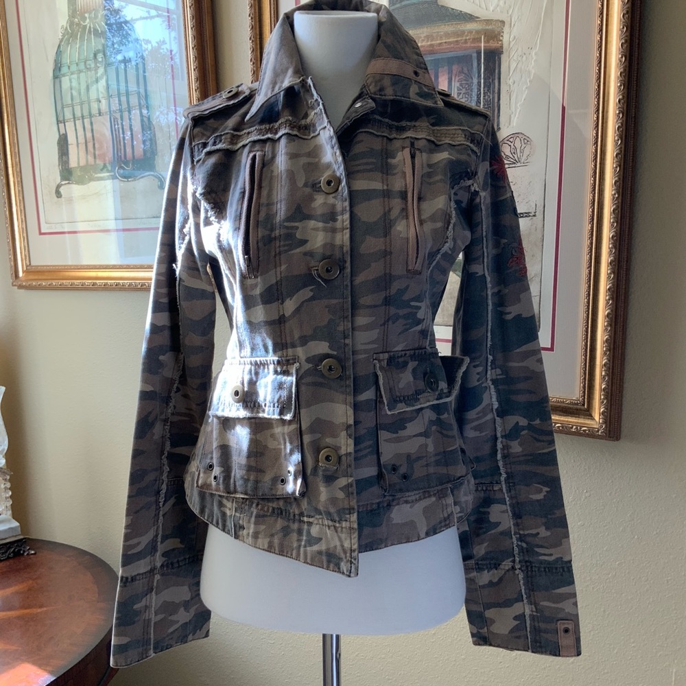 fashion military camouflage jacket. NWOT